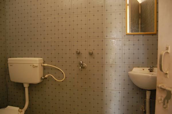 Maruti Guest House バラナシ 部屋 写真